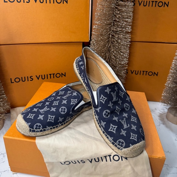 Louis Vuitton Blue Monogram Espadrilles - Picture 1 of 4